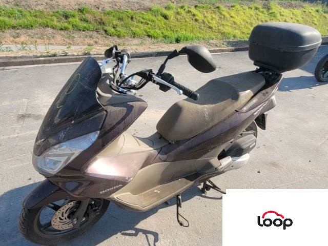 PCX 150 DLX