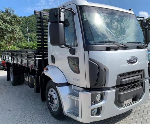 FORD CARGO 1319 2013